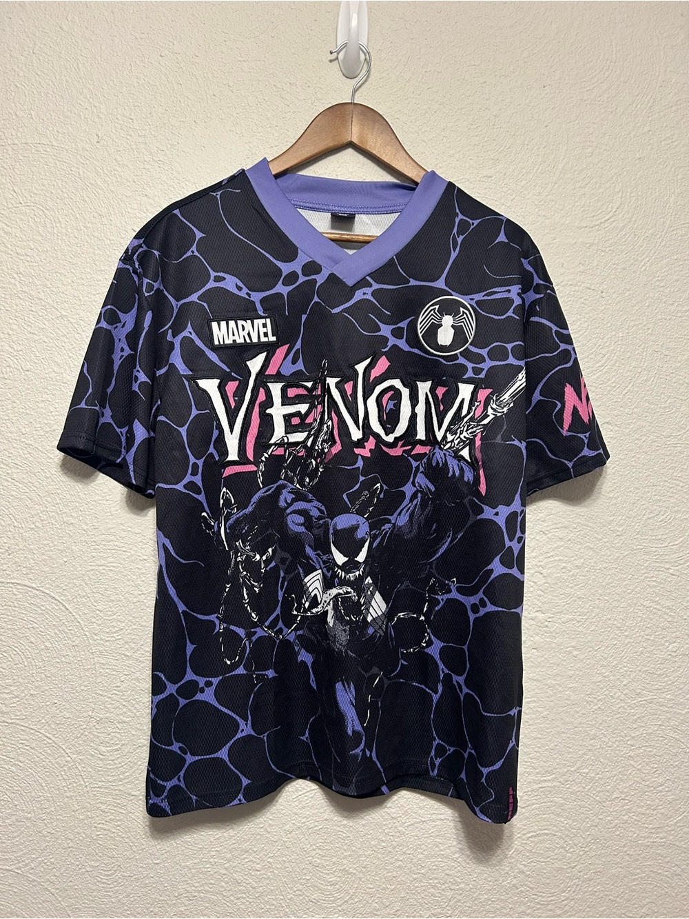 Neff x Marvel Venom Jersey Men’s Size Medium Black Purple Embroidered